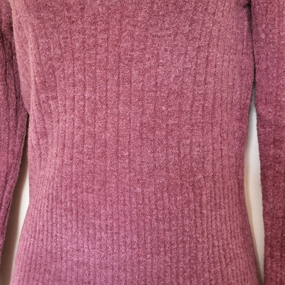 LE CHATEAU Vintage Y2K Pink Women's V-Neck Sweater Size Medium - Picture 3 of 5